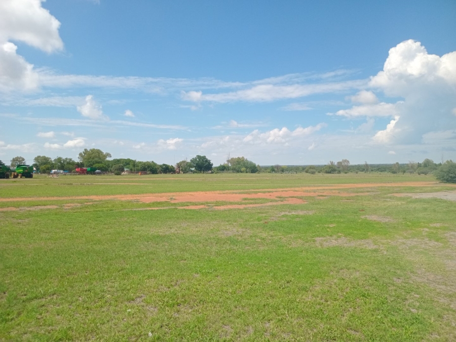  Bedroom Property for Sale in Hoopstad Free State